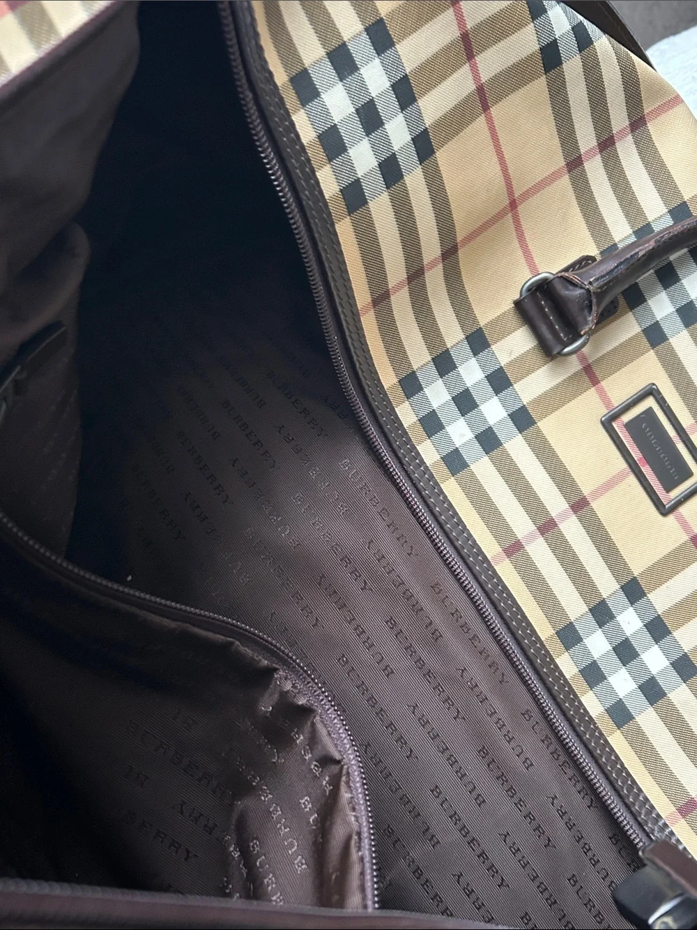 Burberry classic checked